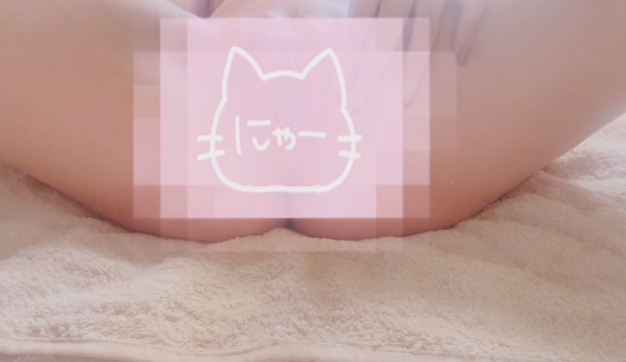 (PENPEN) オホ声連発で大洪水の連続イキ!! マゾな女を奥まで愛して?